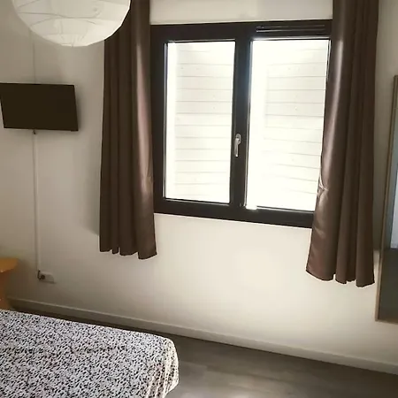 Maison Emmanuelle, Entre Ville Et Mer